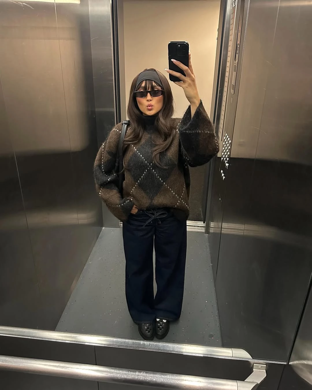 Instagram @emilysupit2