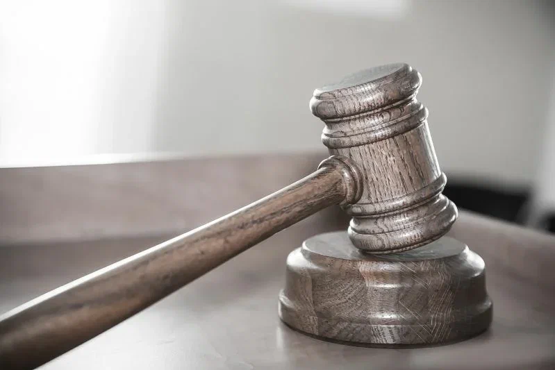 Два підпільні косметичні кабінети викрили у Мозирі: господарки оштрафовані молот