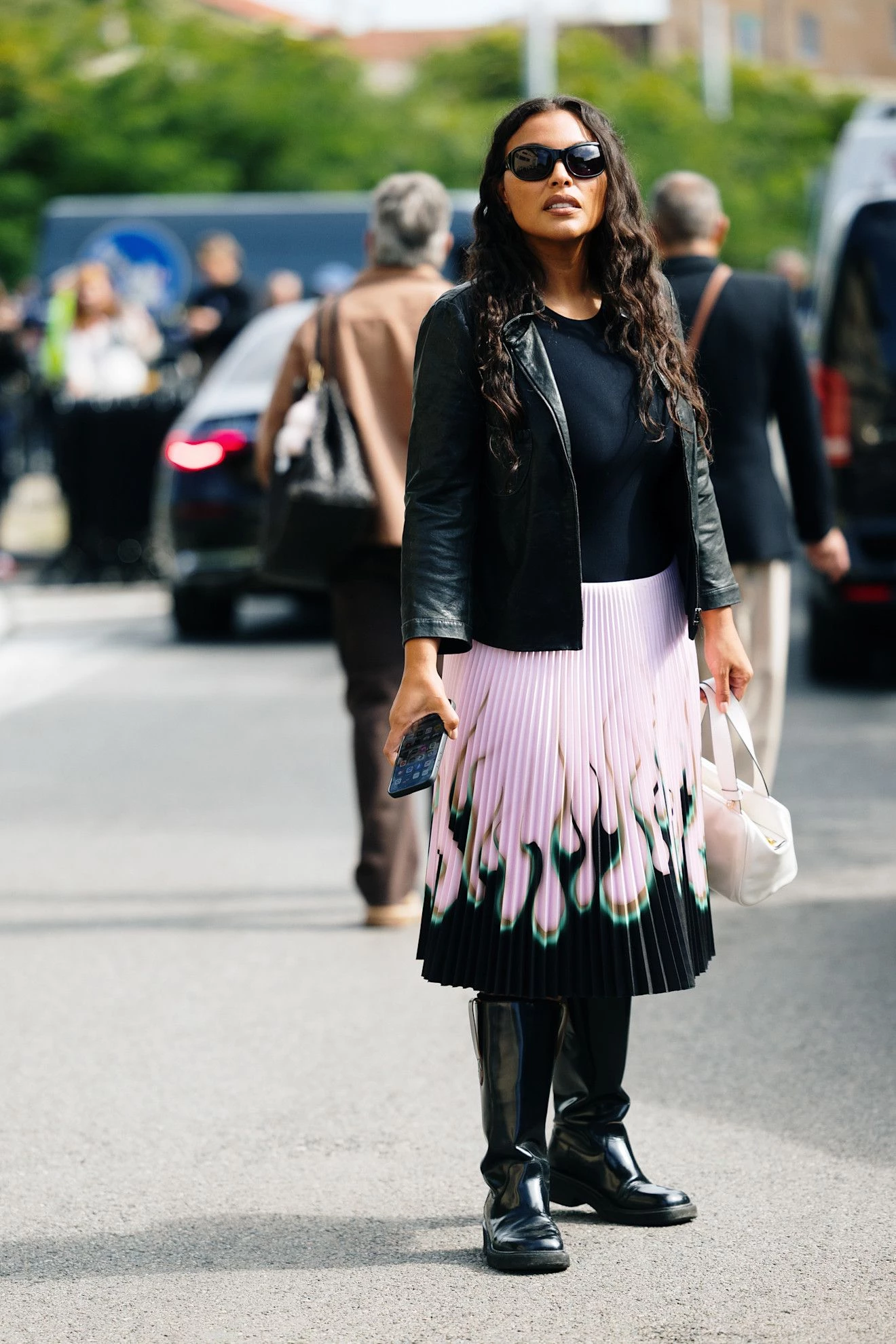 Вінтажна спідниця Prada — річ, за якою полюють усі модні інсайдери0