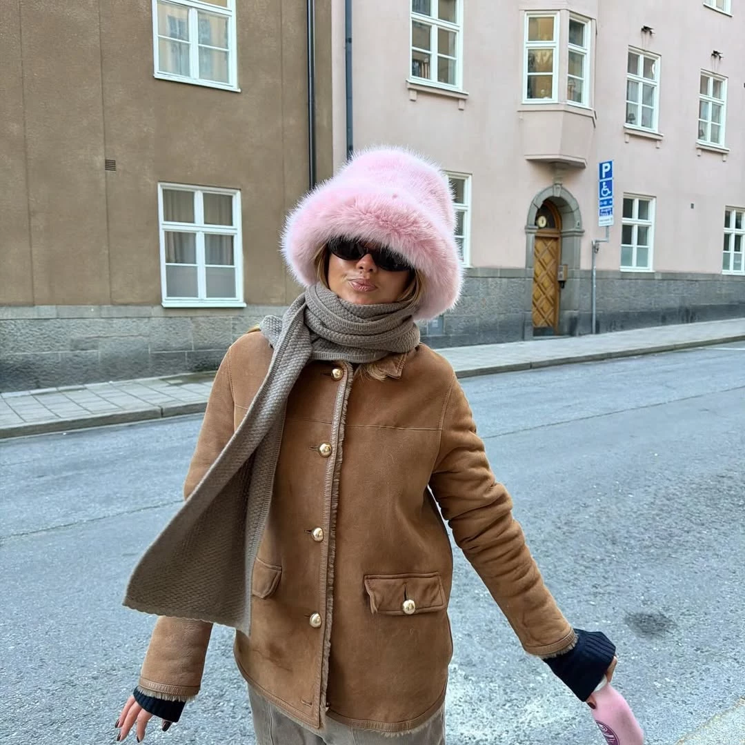 Instagram @matildadjerf 4