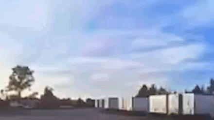 GIF-анімація, що показує падіння літака UPS