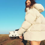 Актуальні зимові пуховики 2025–2026: тенденції, моделі та стильні образи