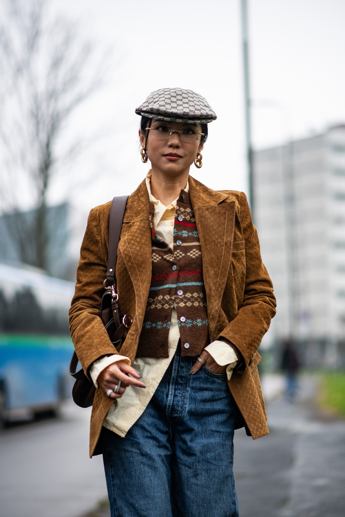 Теплі шапки, кепки та капелюхи: топ-30 зимових трендів головних уборів для стильних жінок
18