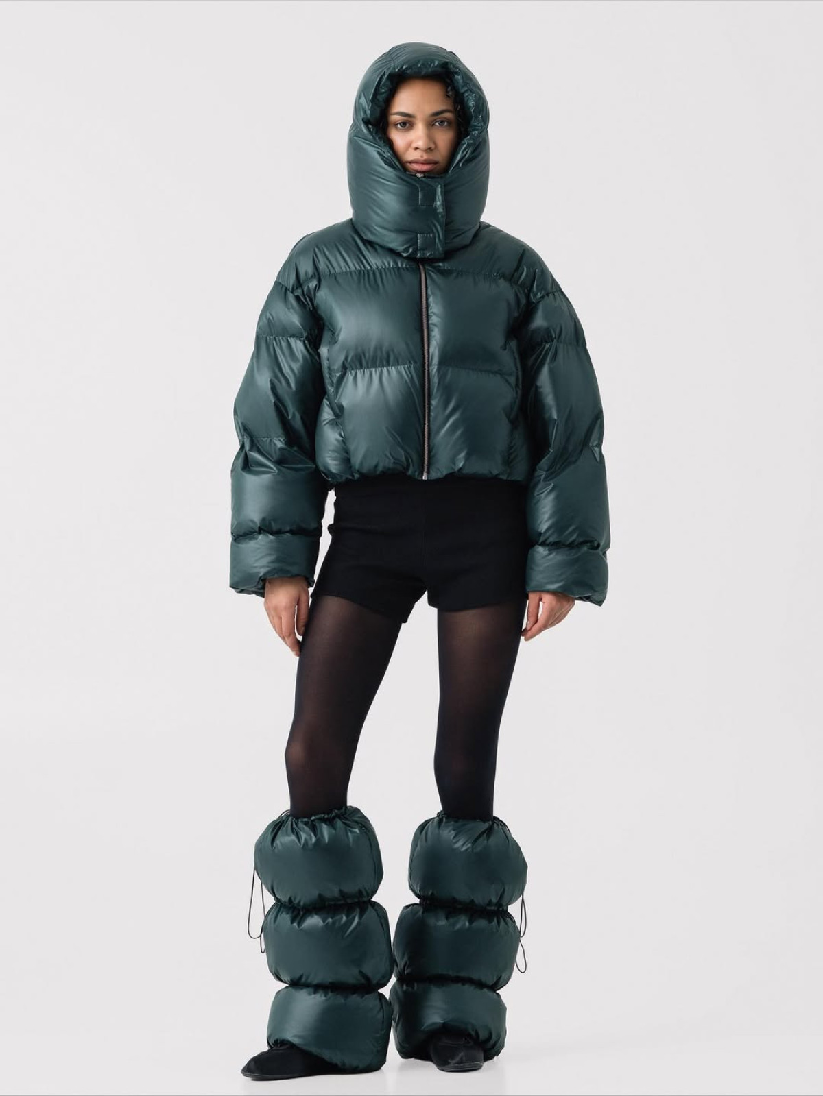 Актуальні зимові пуховики 2025–2026: тенденції, моделі та стильні образи
13