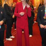 Головний тренд 2026: костюм-двійка, як у Кейт Міддлтон.