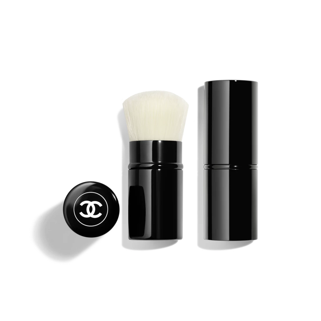 Відтворення косметичних луків з нью-йоркського дефіле Chanel.
9