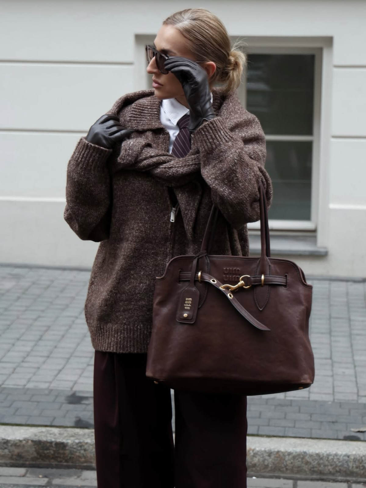 Зимові шарфи: стильні та легкі варіанти для твого неповторного луку.
0