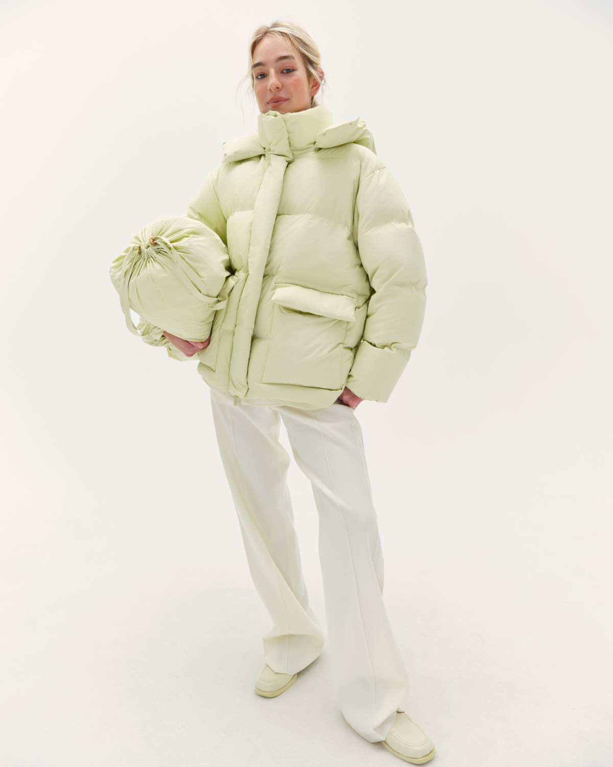 Актуальні зимові пуховики 2025–2026: тенденції, моделі та стильні образи
15