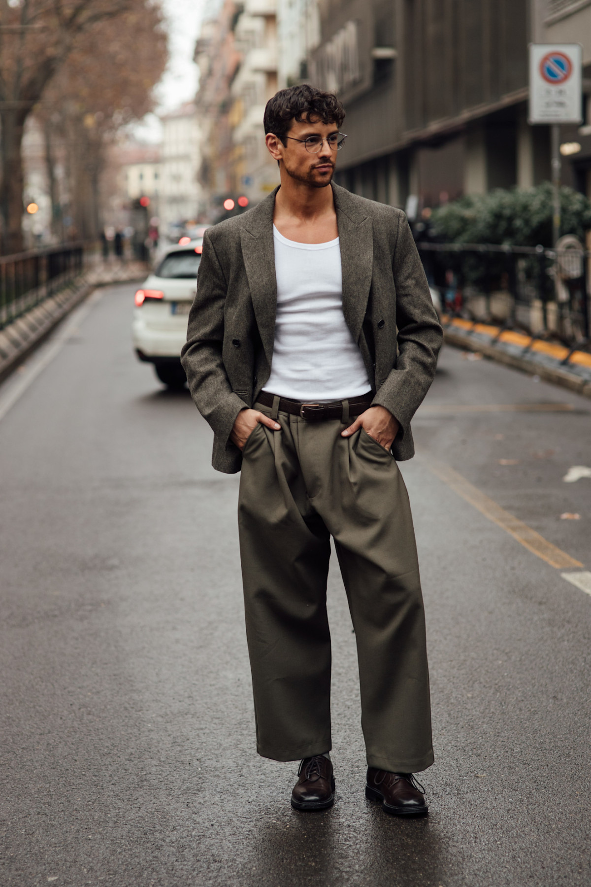 Модний стритстайл з Тижня чоловічої моди у Мілані: ключові луки та тенденції сезону осінь-зима 2026
34