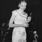 25 найефектніших вбрань “Золотого глобуса”: кращі за всі роки