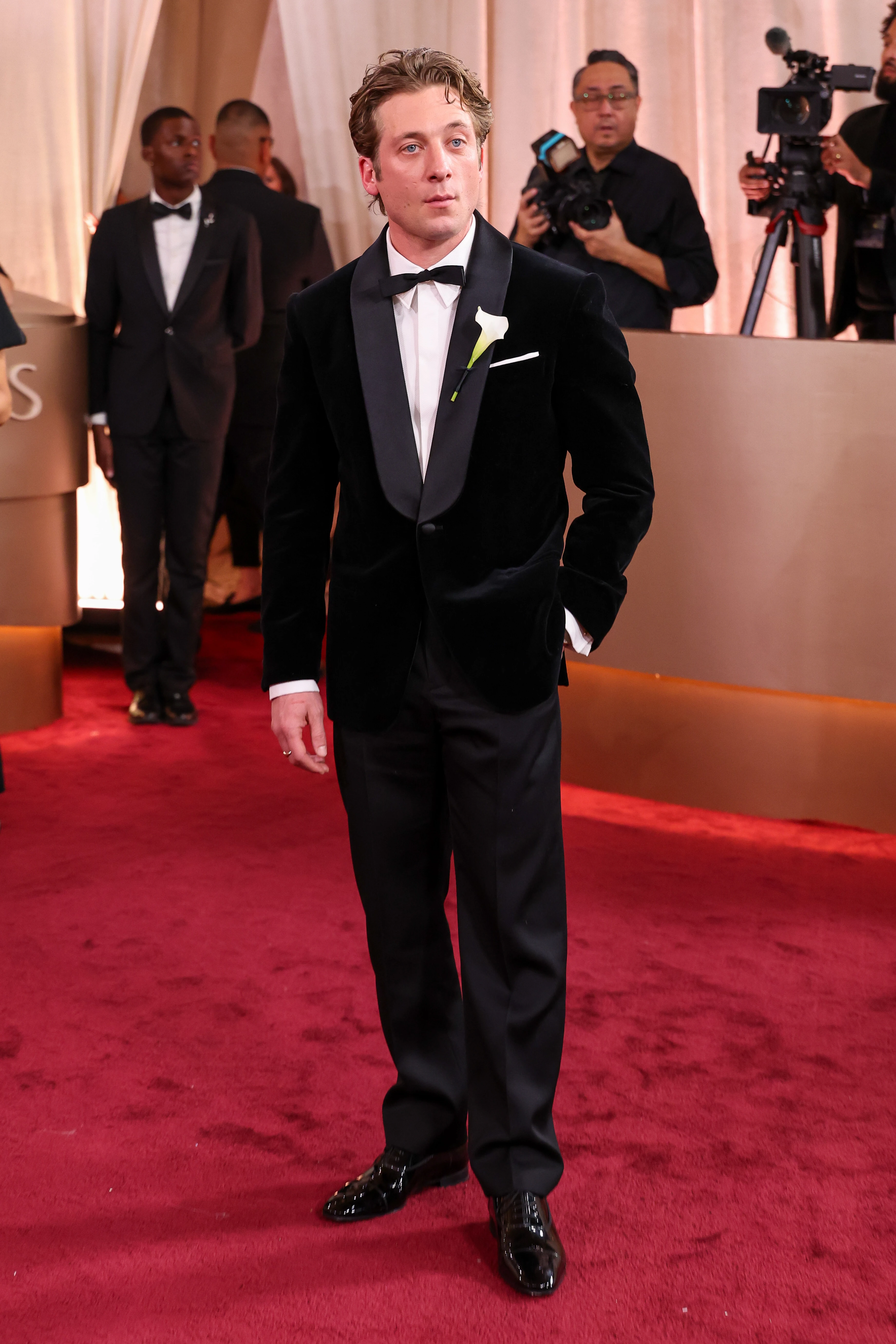 Джеремі Аллен Вайт6