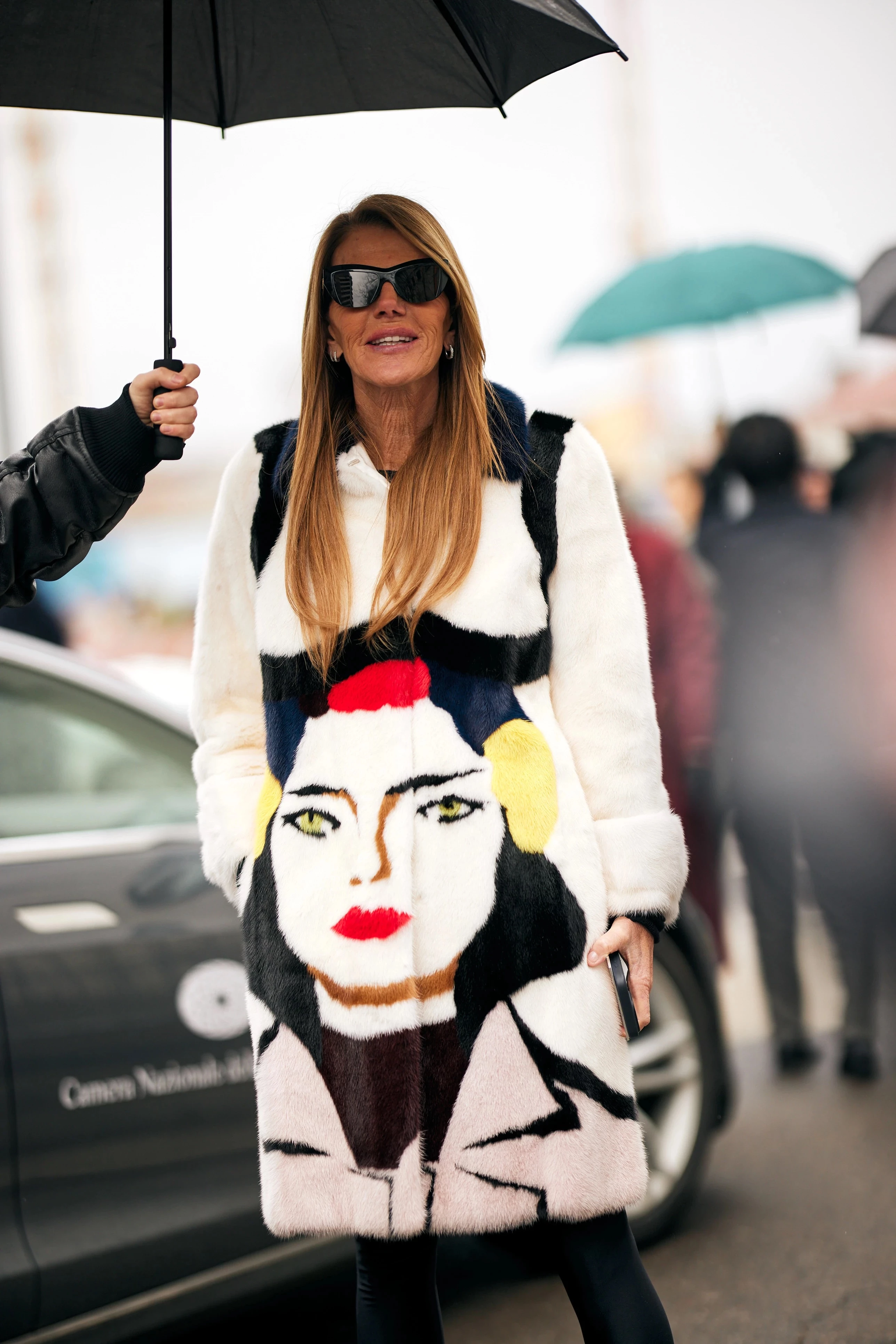 Вуличний стиль: хутряна шуба – топовий предмет гардеробу в січні
3