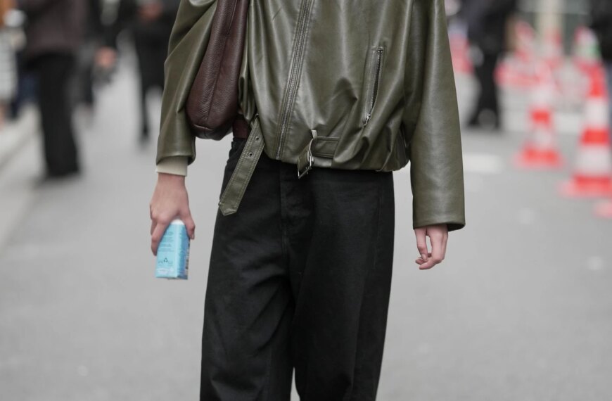 Від косух до об’ємного бомбера: 8 найактуальніших шкіряних курток сезону 2026, які…