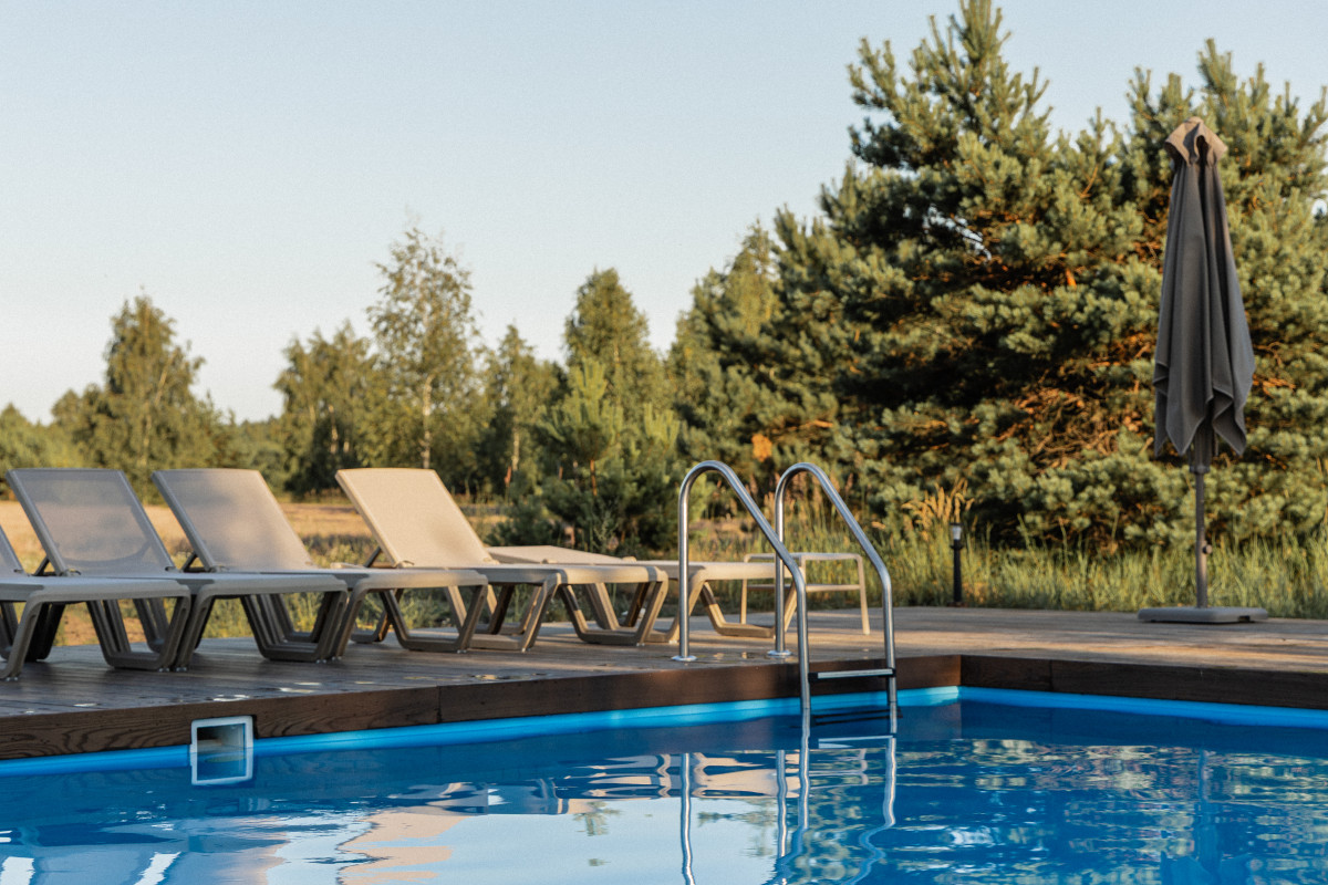 УЛІС презентував івент-майданчик, басейн під відкритим небом та лісові вечері.
34