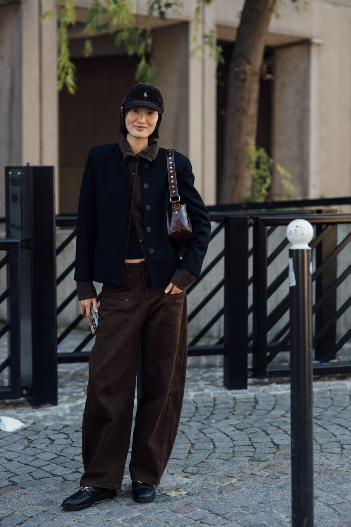 Теплі шапки, кепки та капелюхи: топ-30 зимових трендів головних уборів для стильних жінок
4