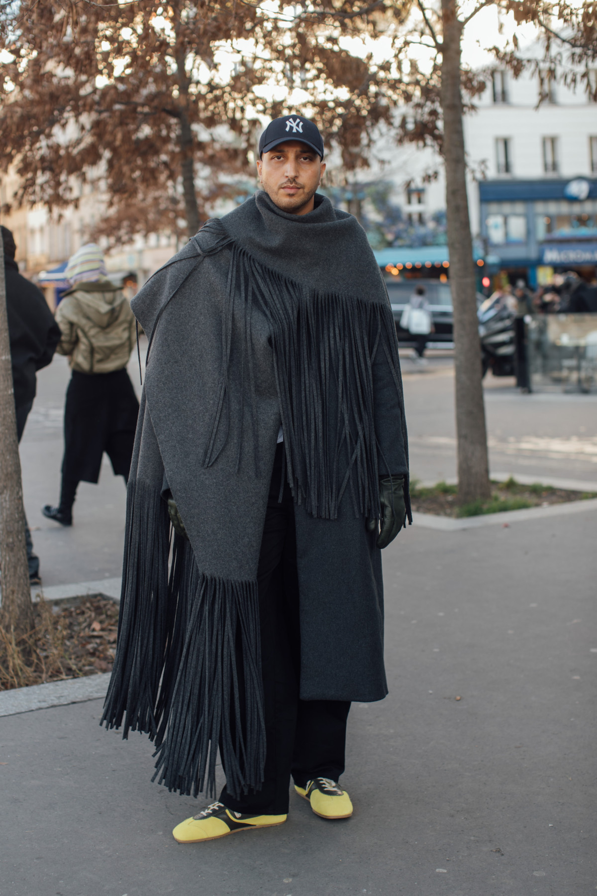 Паризький шик: вуличний стиль наймодніших чоловіків для вашого натхнення
32