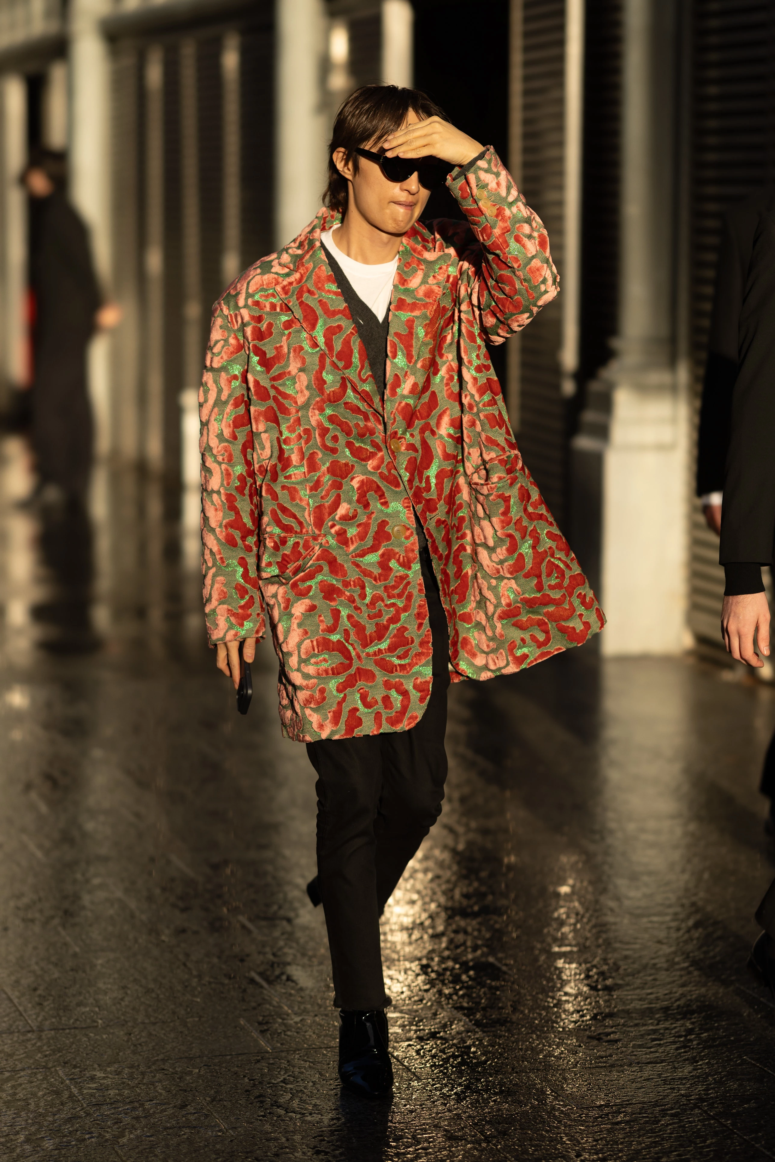 Вулична мода: стильні чоловічі образи з вулиць Парижа
11