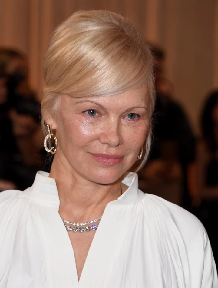 "Золотий глобус" 2026: 8 чудових б'юті-образів з нагородження
5