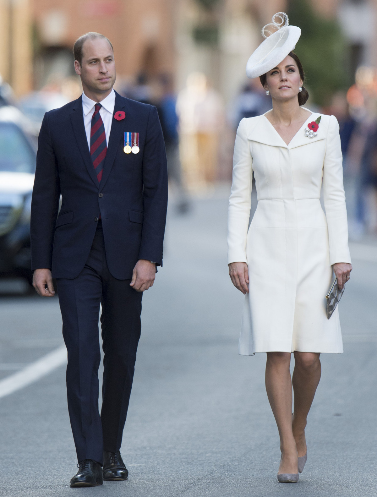 Пальто-сукня Кейт Міддлтон стане головним хітом моди до 2026 року.
7