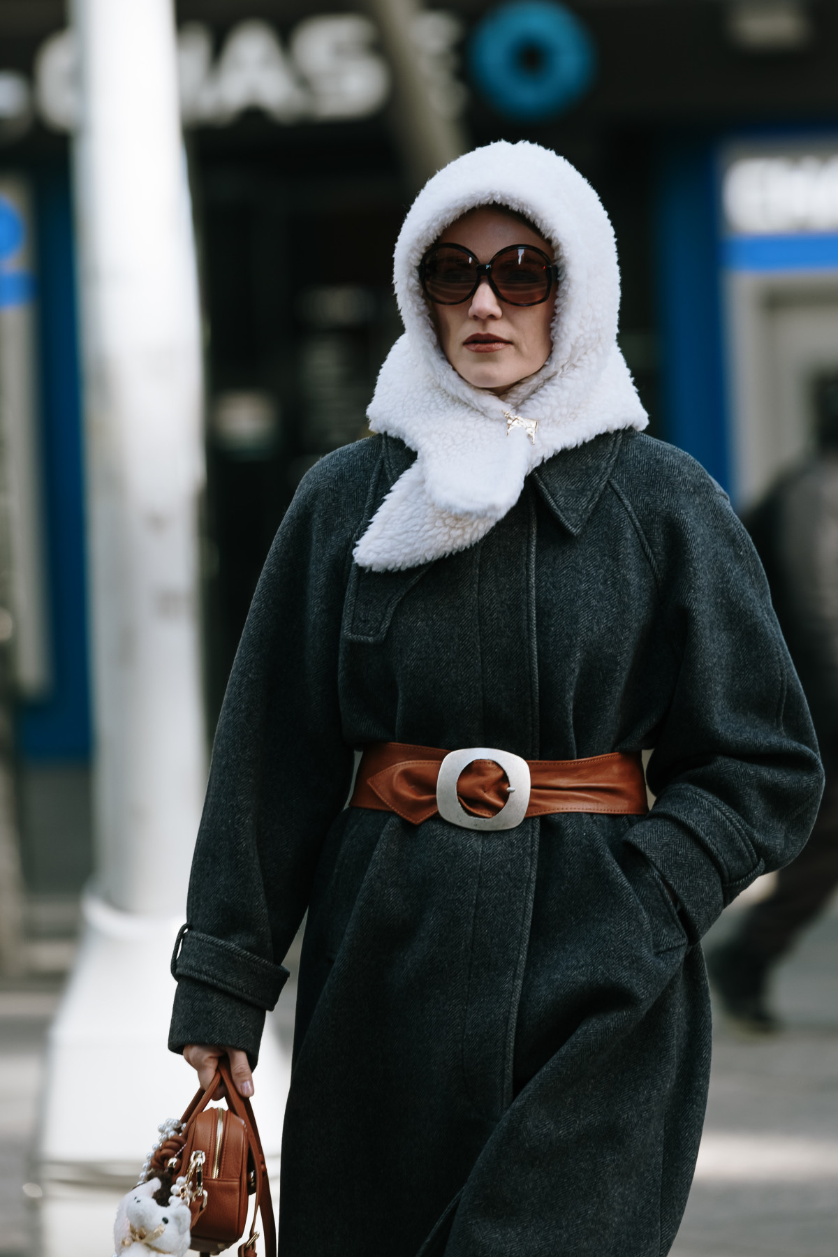 Теплі шапки, кепки та капелюхи: топ-30 зимових трендів головних уборів для стильних жінок
27