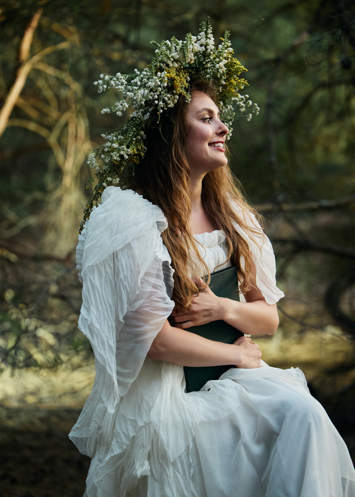 УЛІС презентував івент-майданчик, басейн під відкритим небом та лісові вечері.
8