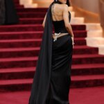 Розріз на сідницях: спірний, але надзвичайно звабливий віяння моди.