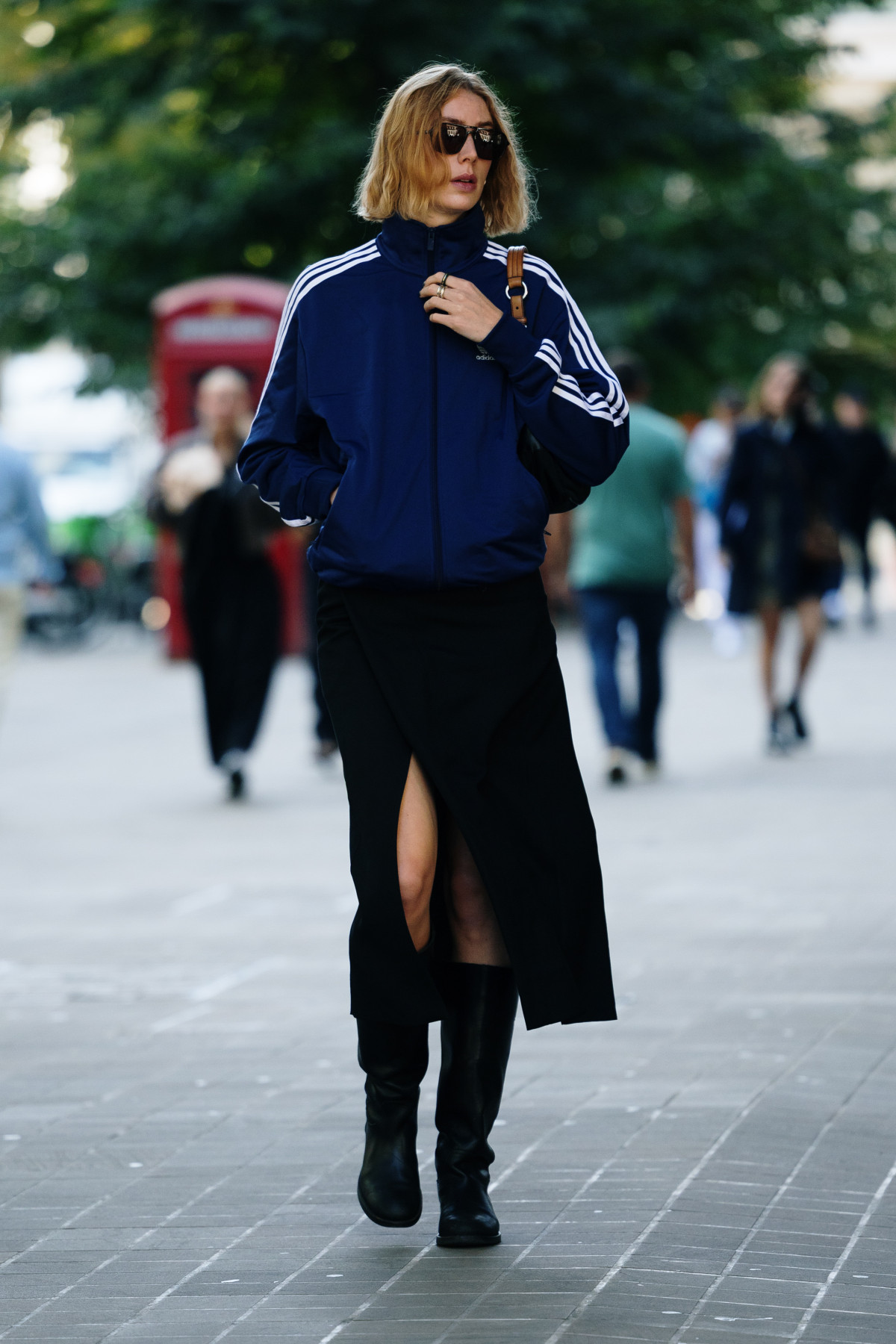 Не тільки салатовий та рожевий: насичений блакитний буде домінувати у весняному сезоні 2026
9