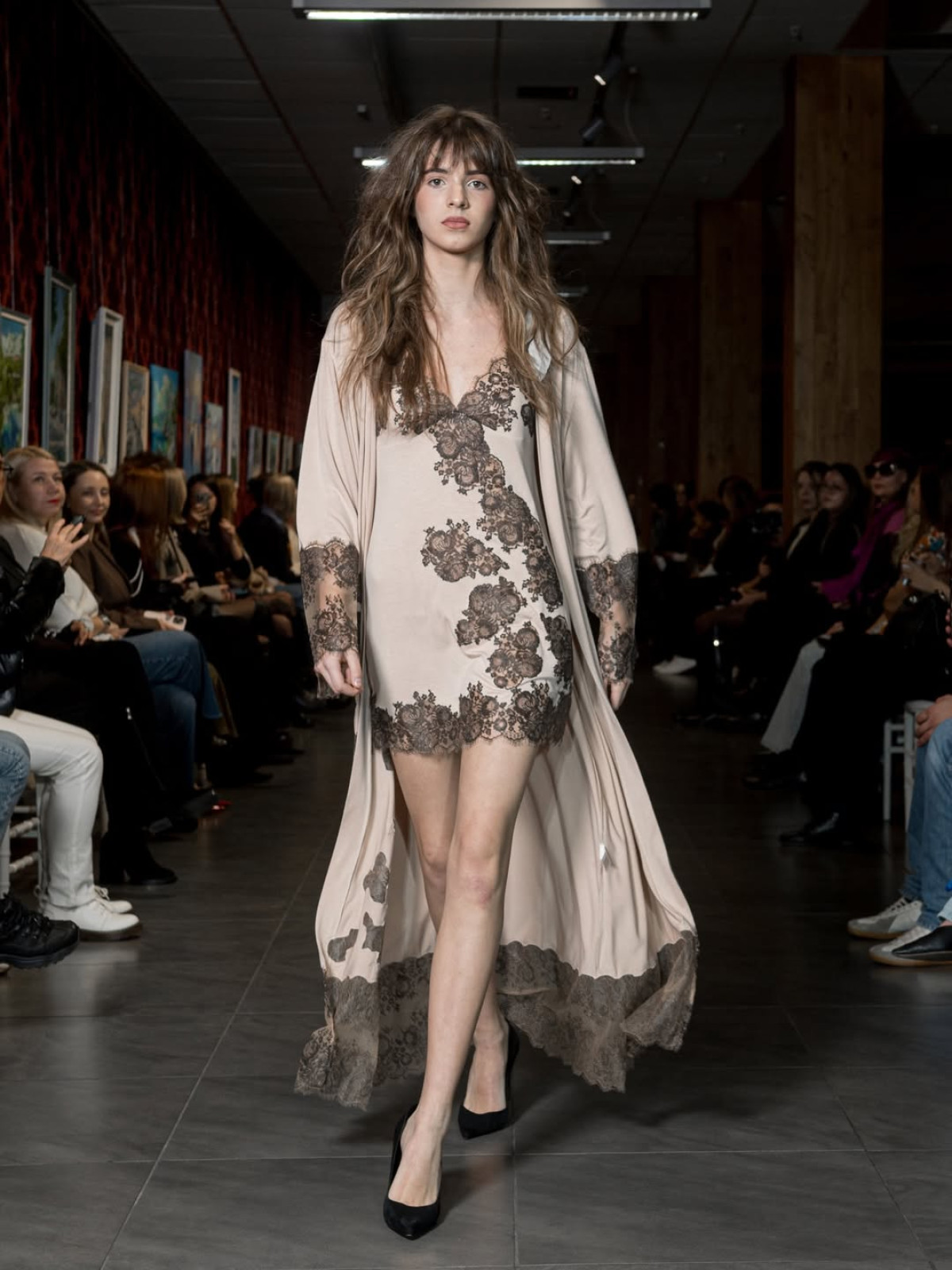 Актуальні піжами 2026: тенденції, стилі та модні рішення для дому та вулиці
8