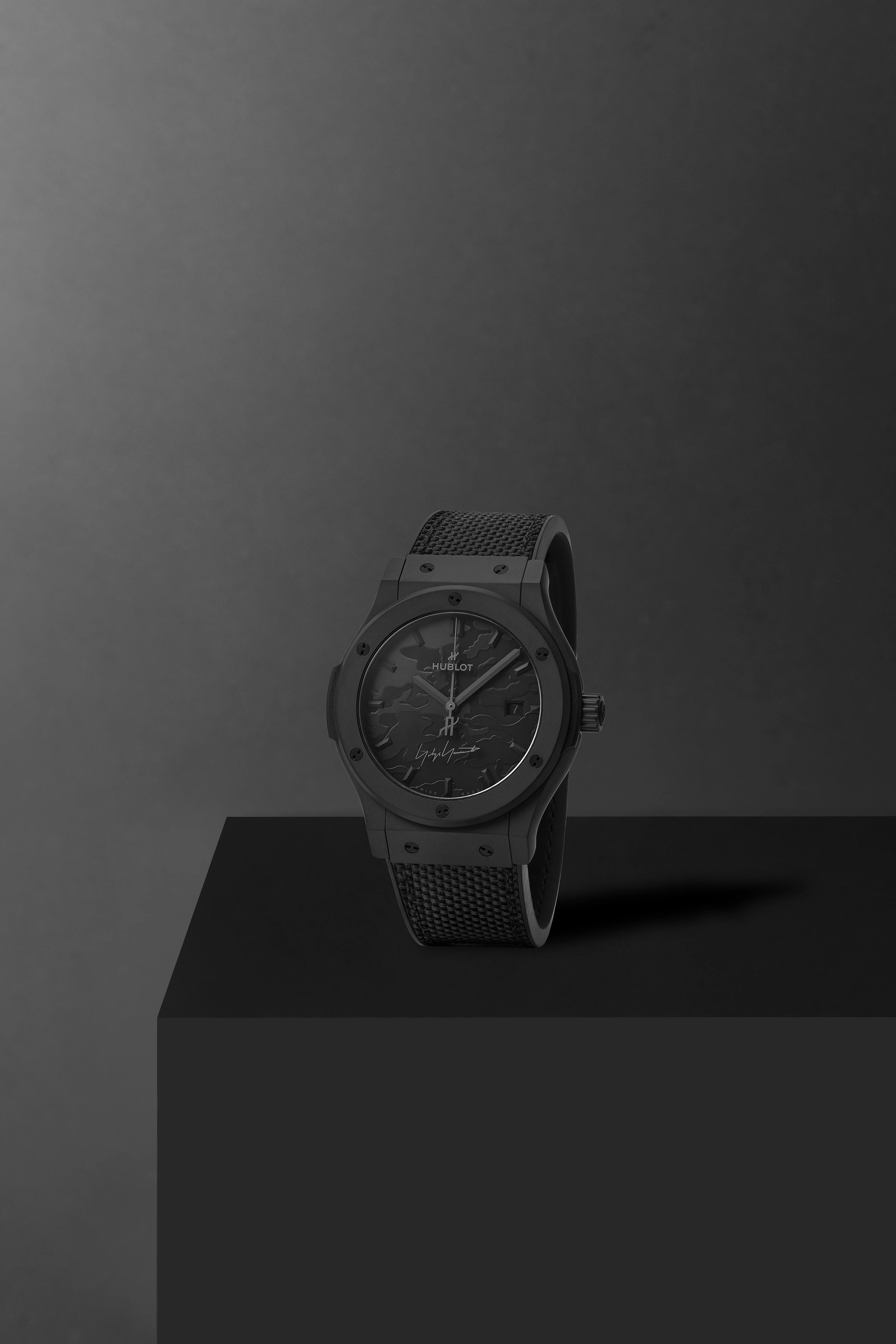 Hublot презентує нову колаборацію з Йоджі Ямамото.
1