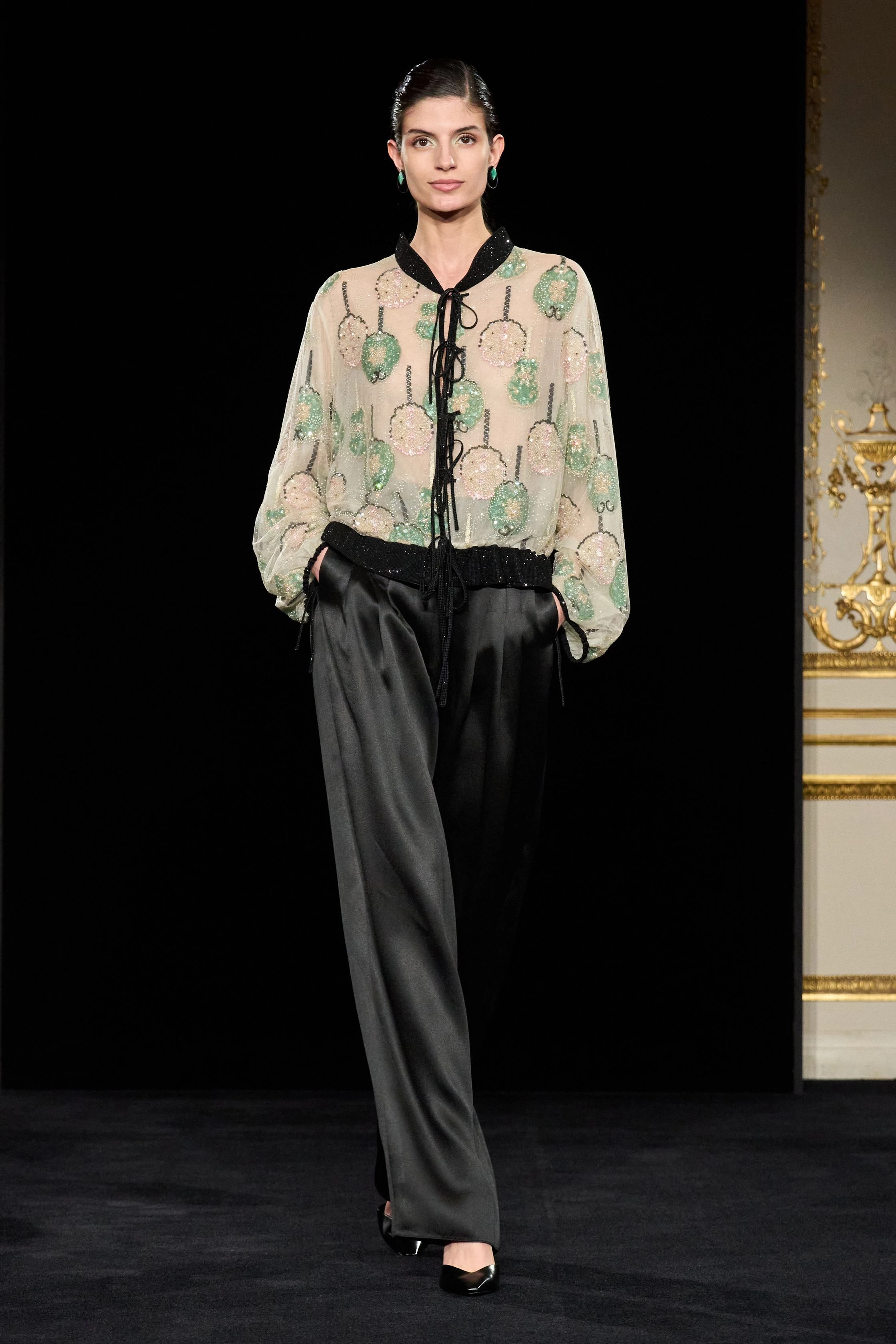 Armani Privé: перший показ Сільвани Армані – що представили?
5