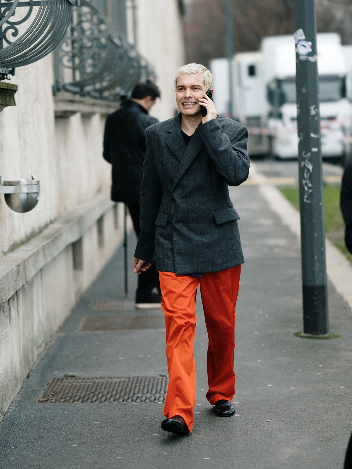 Модний стритстайл з Тижня чоловічої моди у Мілані: ключові луки та тенденції сезону осінь-зима 2026
9