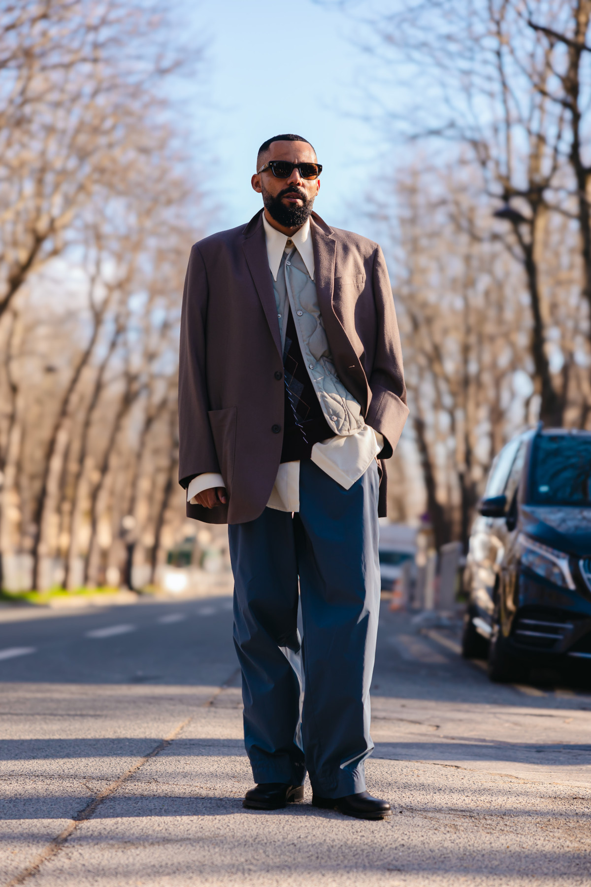 Паризький шик: вуличний стиль наймодніших чоловіків для вашого натхнення
10