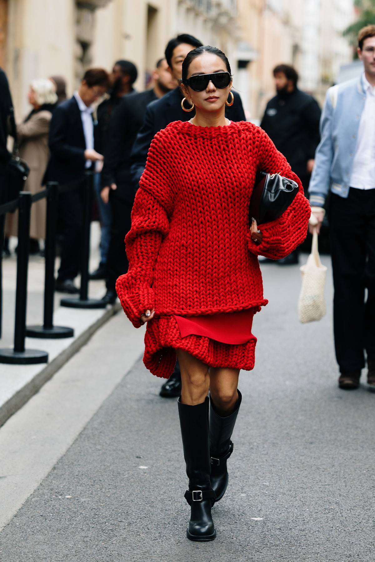 Об'ємні светри 2026: must-have для зимового гардеробу + вибір з-за кордону та України
9