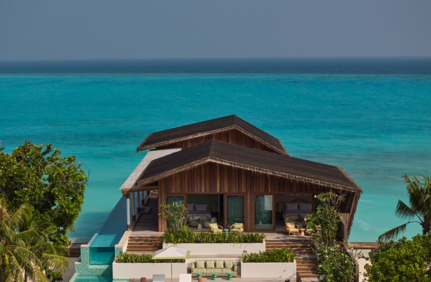 За краєм видимого