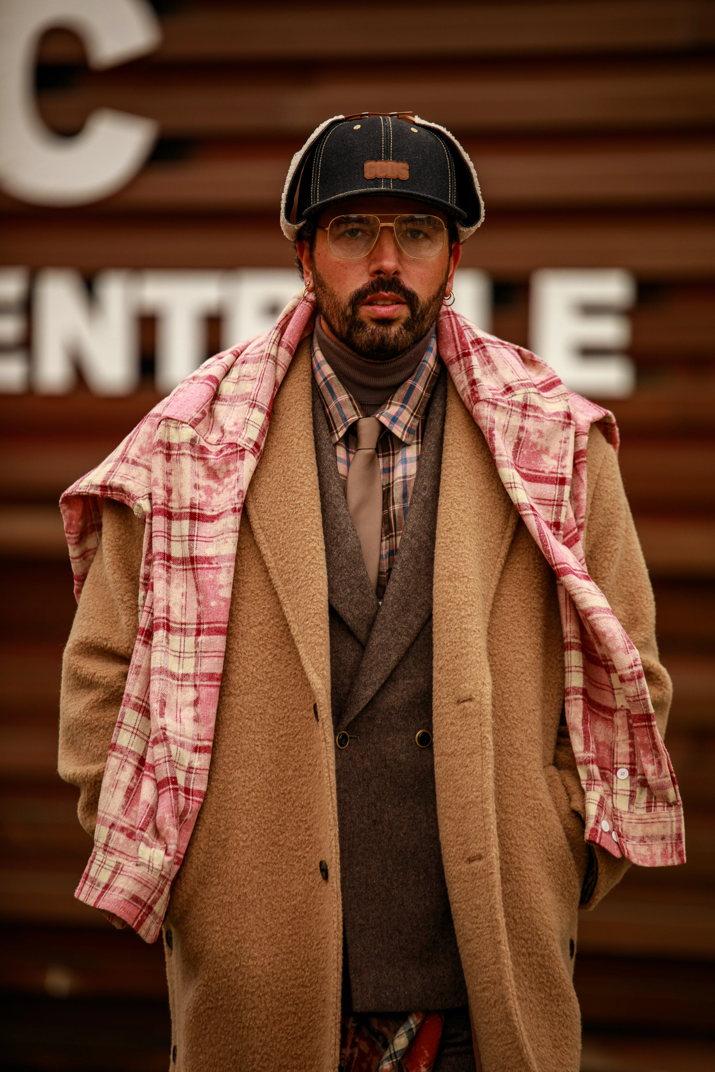 Чоловічий стиль: образи найелегантніших відвідувачів Pitti Uomo
13