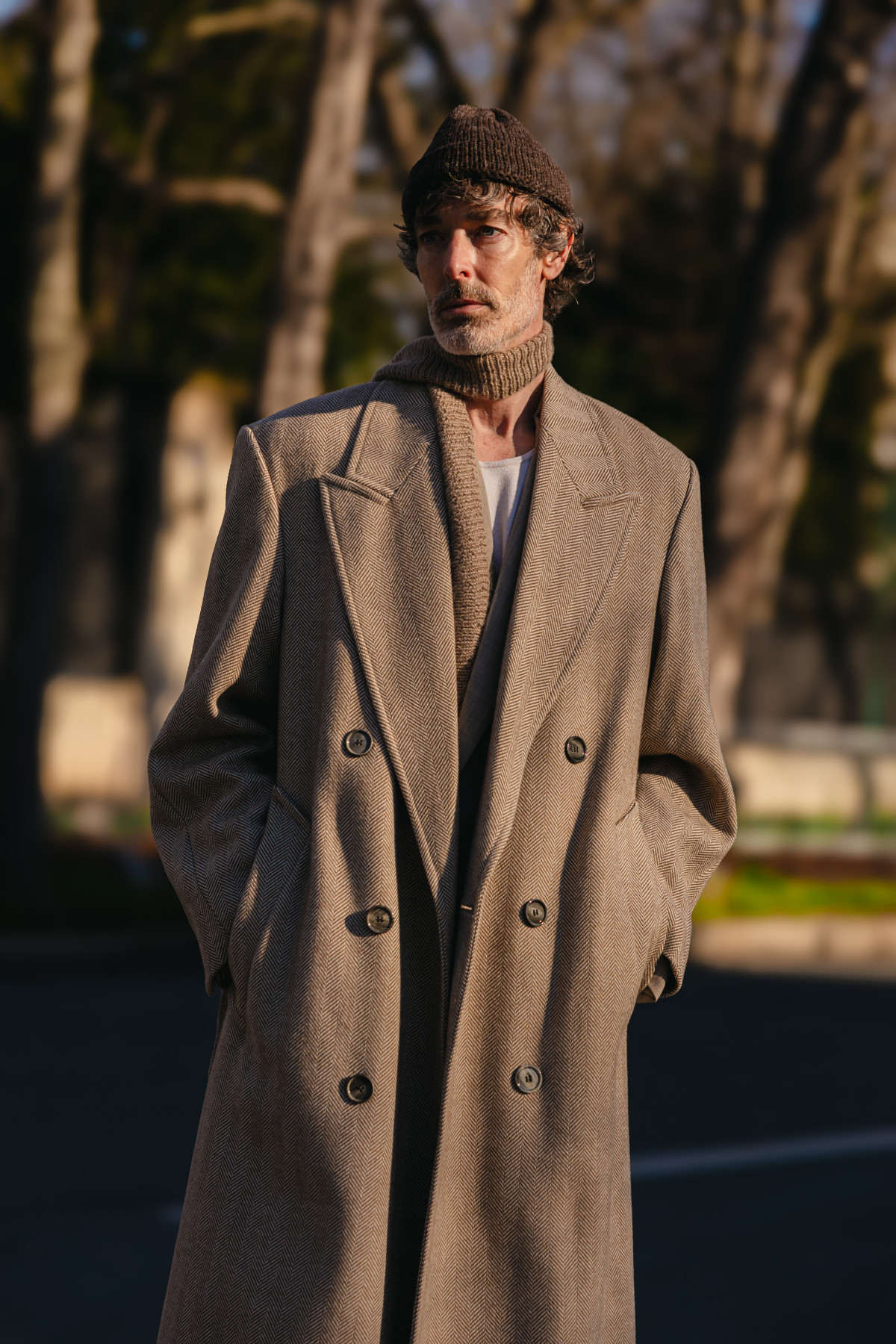 Паризький шик: вуличний стиль наймодніших чоловіків для вашого натхнення
9