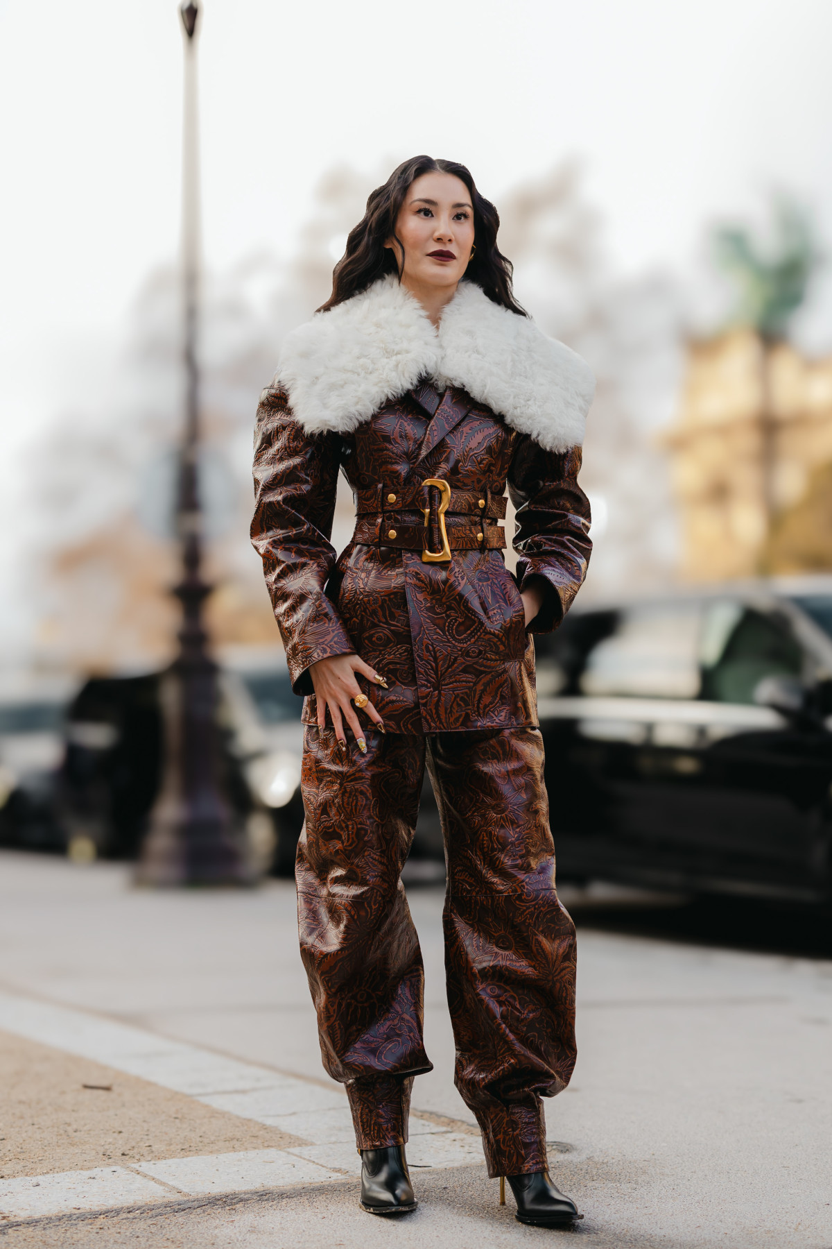 Модний стрітстайл цього сезону: образи гостей на Паризькому тижні моди.
22