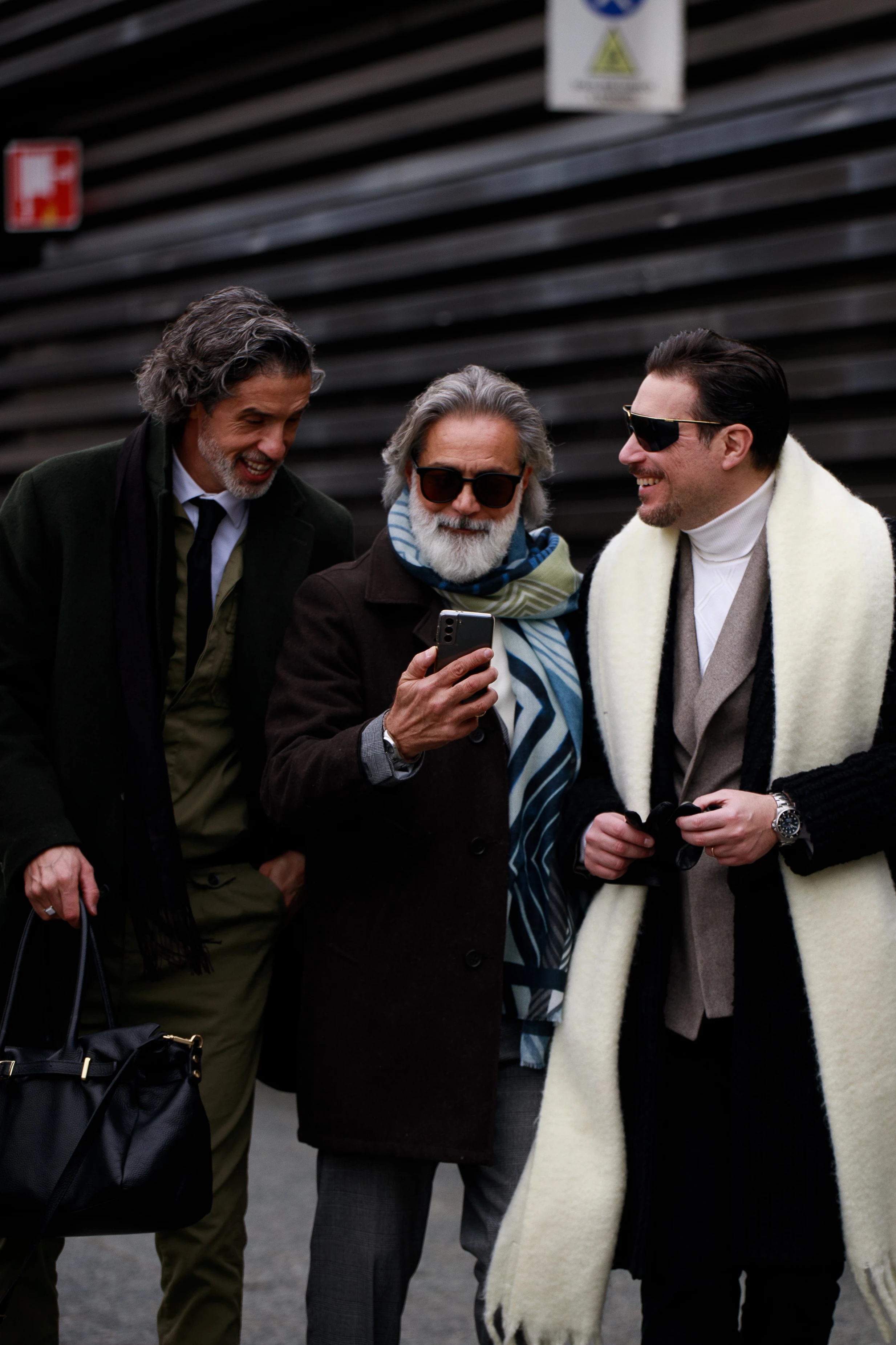 Чоловічий стиль: образи найелегантніших відвідувачів Pitti Uomo
1