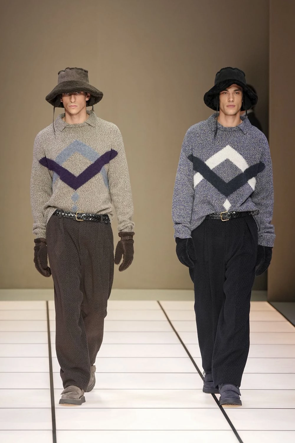 Джорджіо Армані слідом за Армані: як майбутня чоловіча збірка осінь-зима 2026/2027 по-новому тлумачить класичний стиль
11