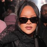 Ріанна неймовірно крута в повністю чорному тюлі на показі кутюр Dior у Парижі