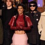 Тейана Тейлор веде шоу «Saturday Night Live» у Balenciaga від П'єрпаоло Піччолі