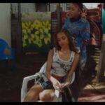 Тила втілює образ Брітні Спірс у Парижі з нагоди Дня Незалежності у яскраво-рожевій кепці Руслана Багінського