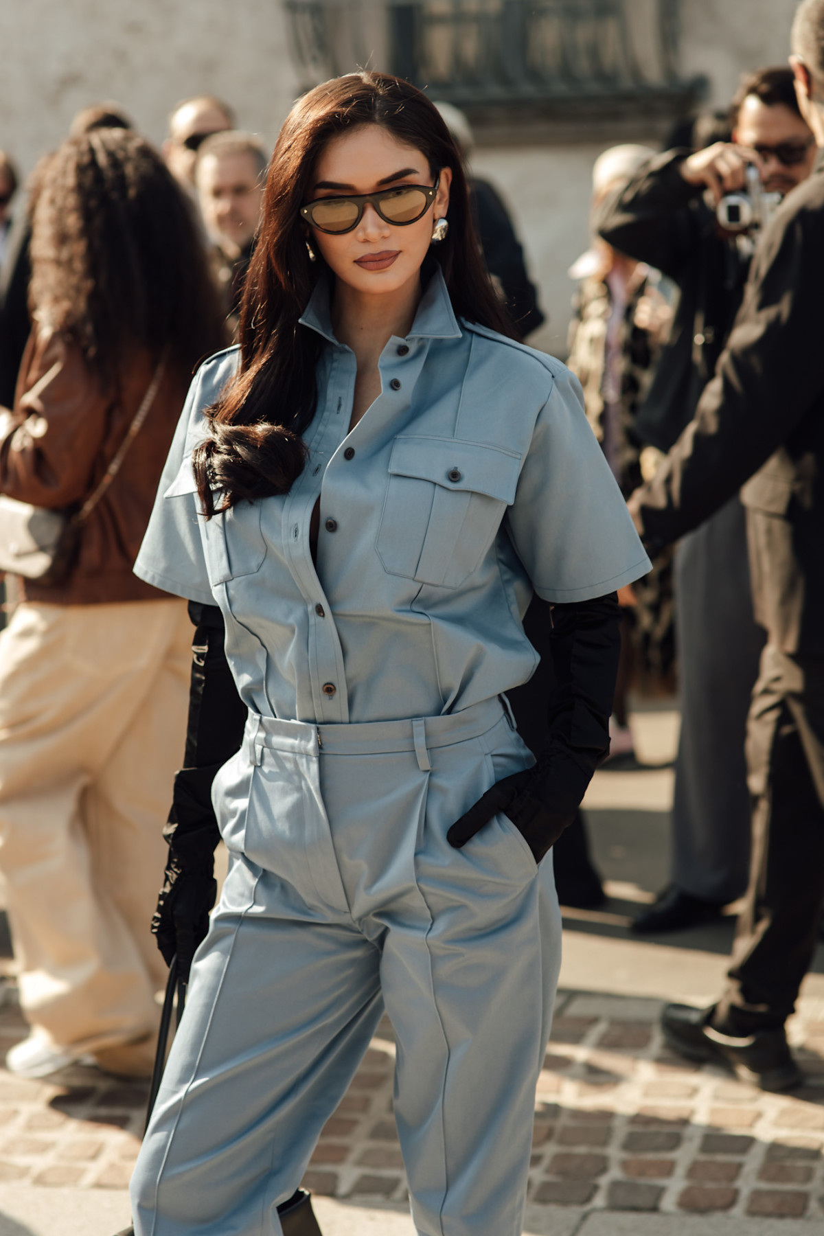 Найважливіший весняний тренд: стильні окуляри від сонця, помічені на Тижні моди в Мілані.
2