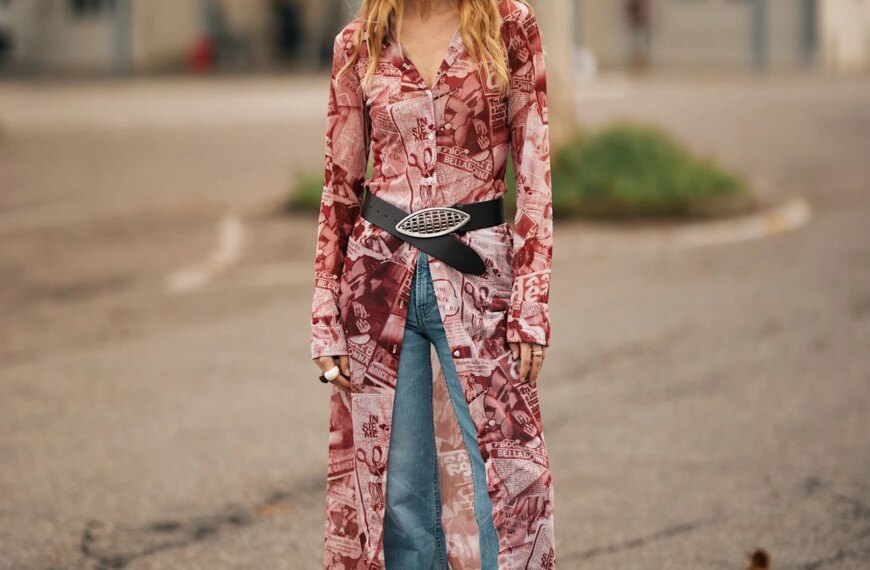 Dress-shirt plus slim jeans: hot combo for ’26