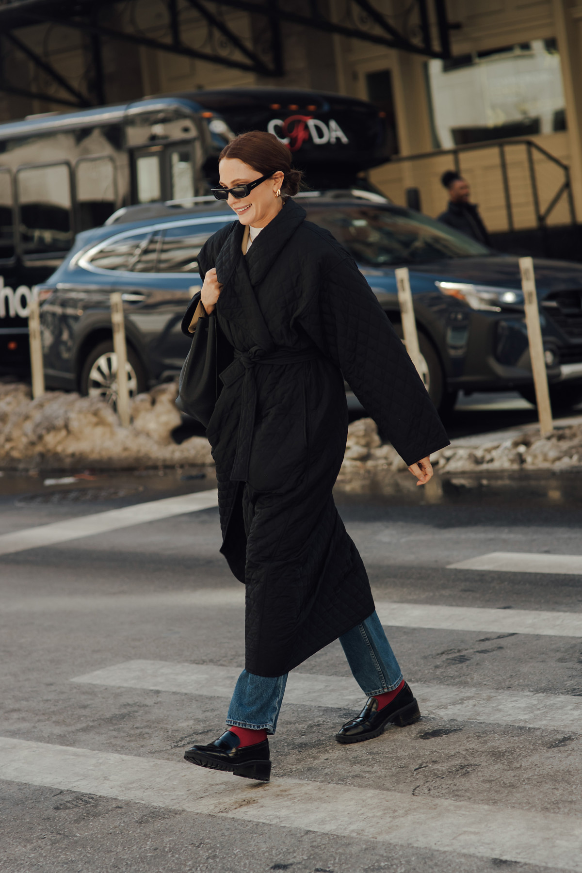 Весняний шик: 28 зразків взуття в стилі мешканців Нью-Йорка, які вже в тренді
23