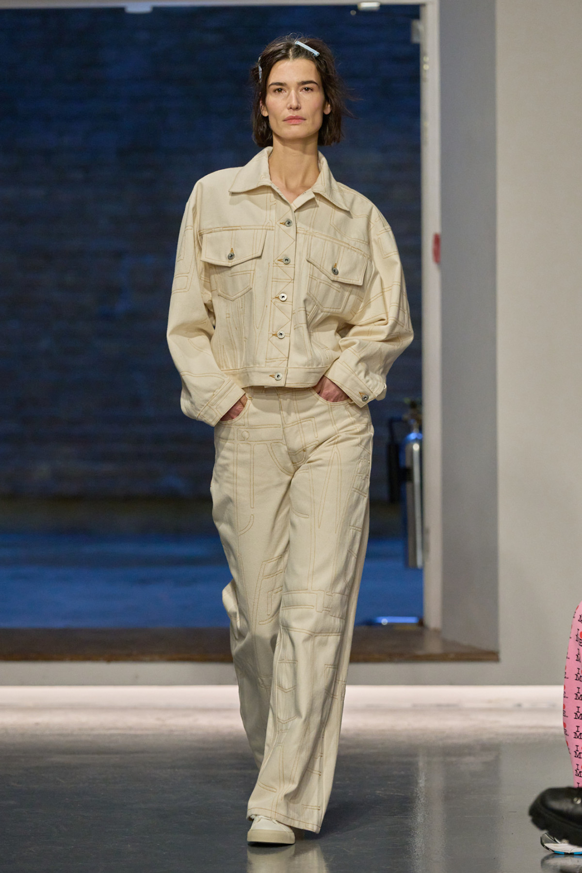 Джинси від KSENIASCHNAIDER: актуальні моделі сезону
17