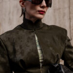 Найважливіший весняний тренд: стильні окуляри від сонця, помічені на Тижні моди в Мілані.