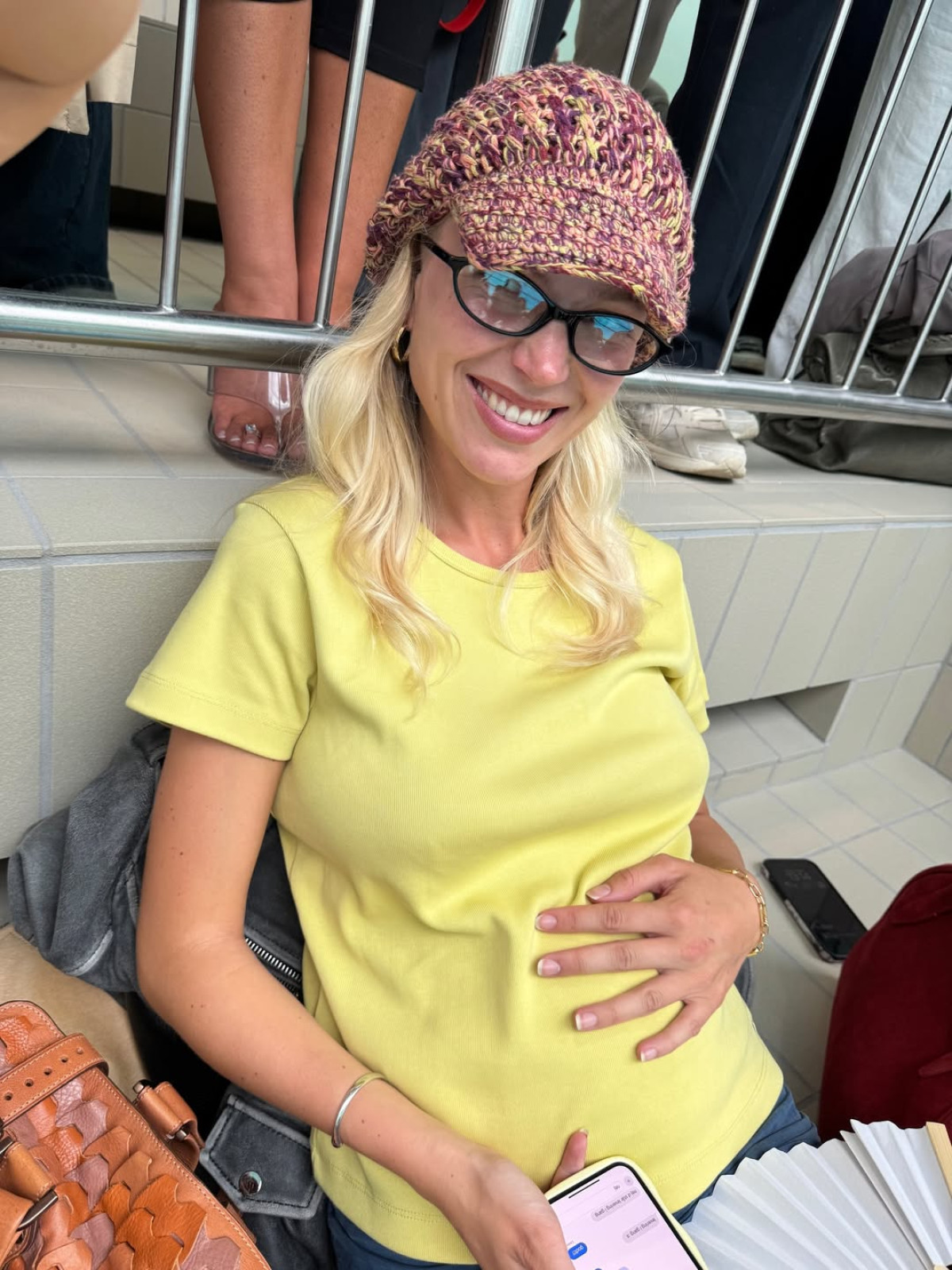 Назад у минуле: кепки-тракер знову в тренді
9