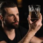 Чи є користь від алкоголю?: Історія міцних напоїв