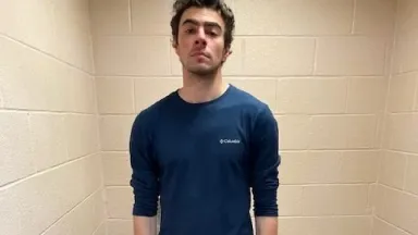 Чистий капітал Луїджі Манджоне: багатство його родини порівняно з Брайаном Томпсоном